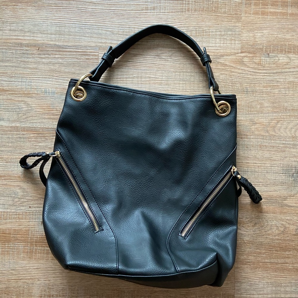 Women’s Black Purse